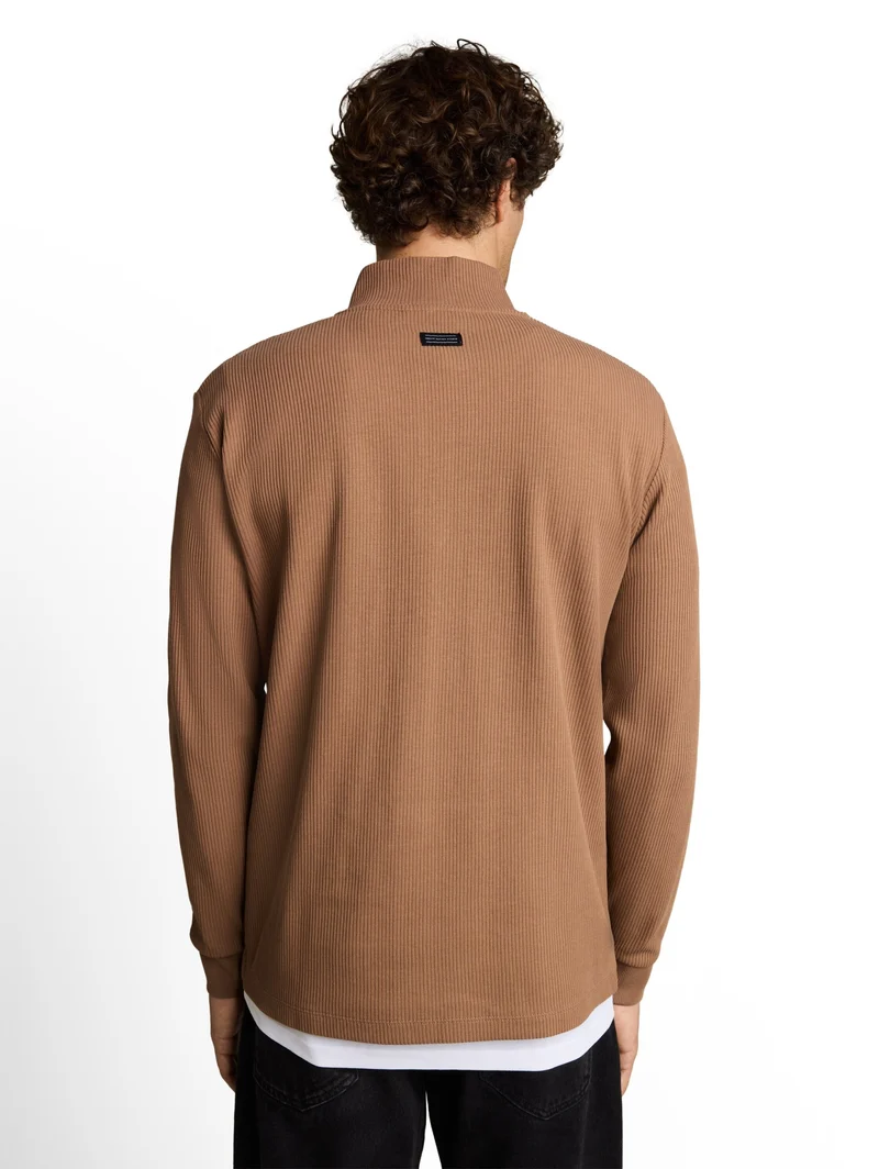 structured stand up zipper lon, malt brown