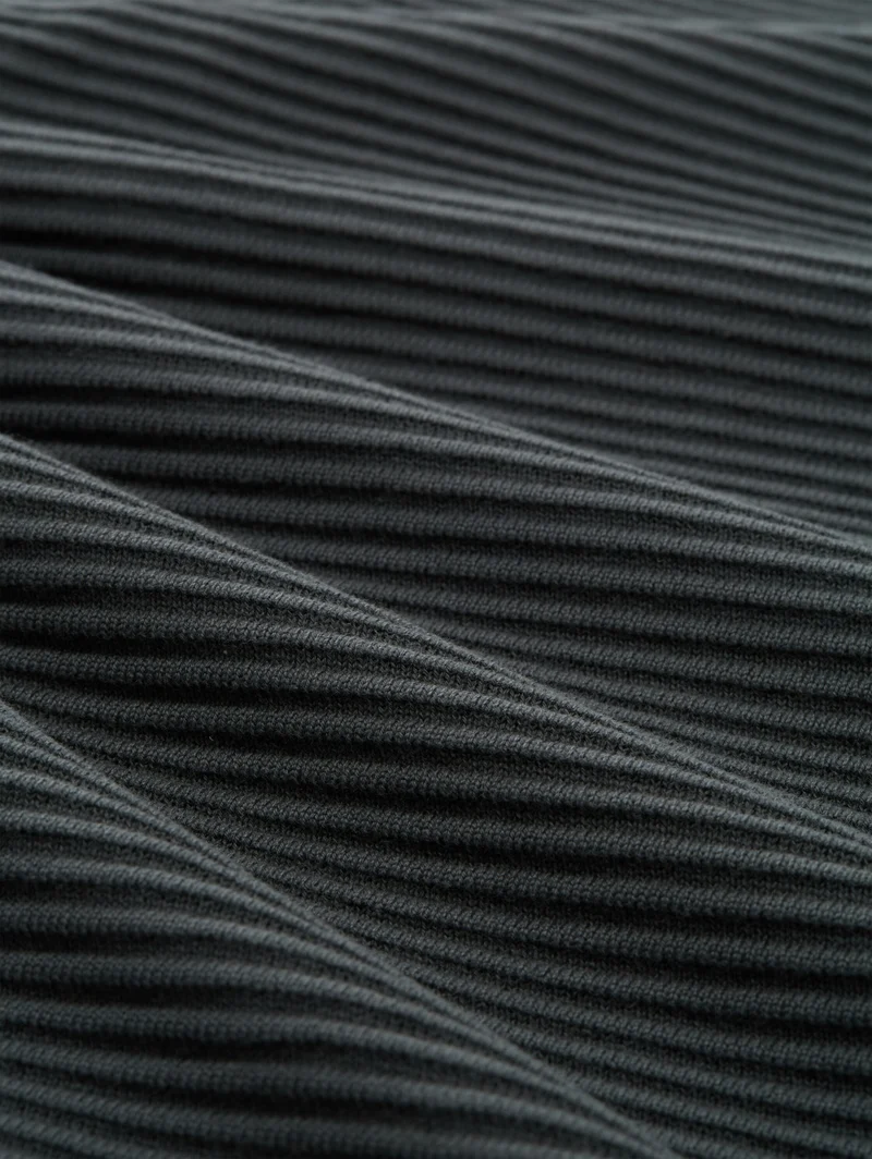 minimal structured troyer knit, Darkest Olive