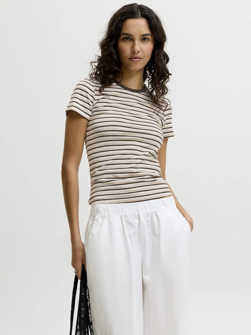 JXGIGI STR SS STRIPE TEE JRS EXP LN, Cloud Dancer/Oatmeal & Demitasse