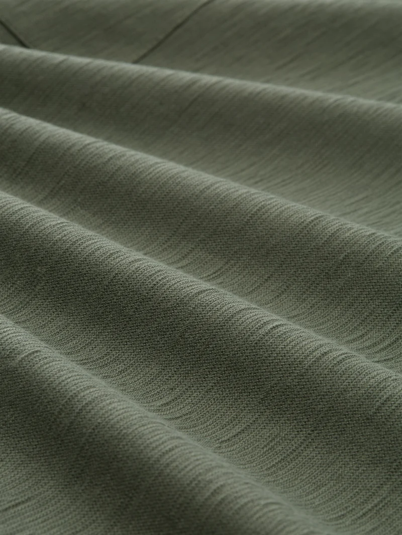 structured t-shirt with pocket, urban olive green