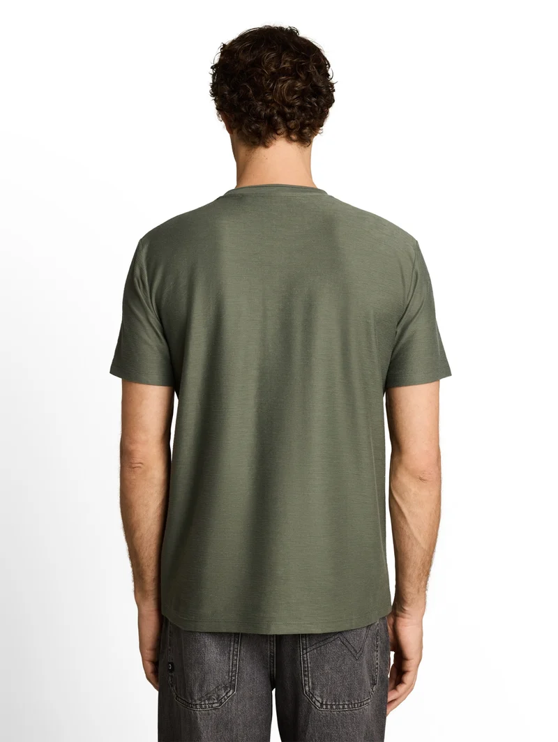 structured t-shirt with pocket, urban olive green