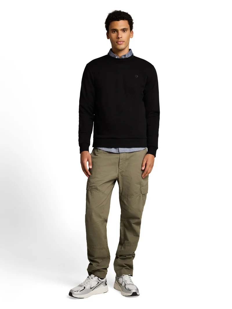 solid crew neck sweatshirt, Black