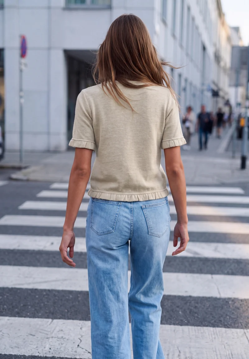 LTD QR_Studio_Soft basic shirt, creamed sand mel.