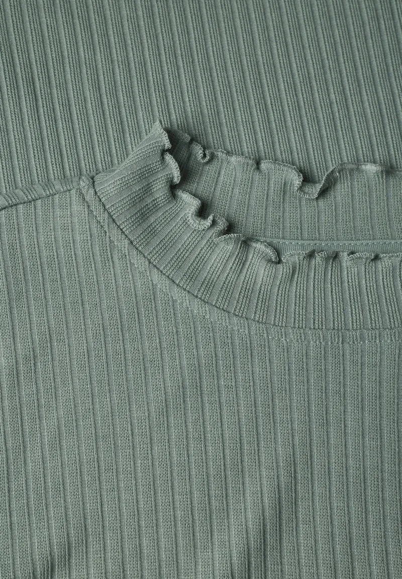 LTD QR_Studio_Turtle neck shir, grayed mint