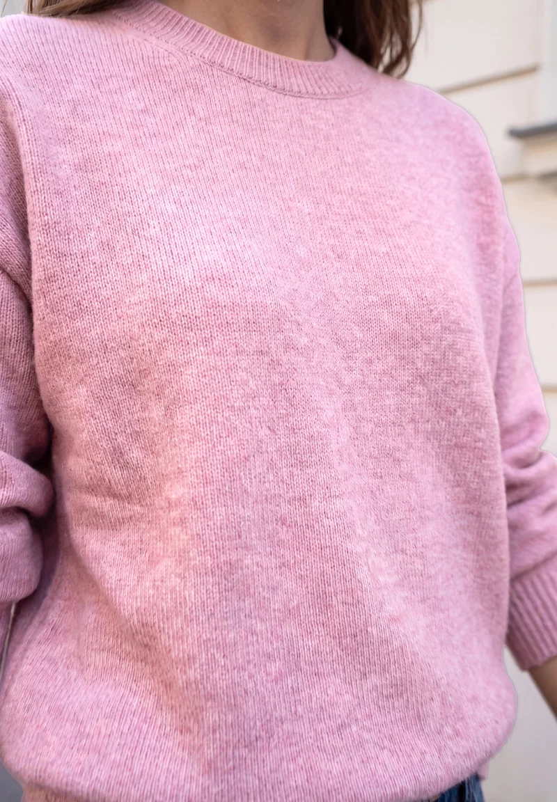 LTD QR Studio_Round neck sweat, pearly rose mel.