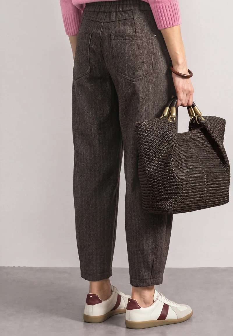 LTD QR_Style Karlie-Barrel Her, black coffee