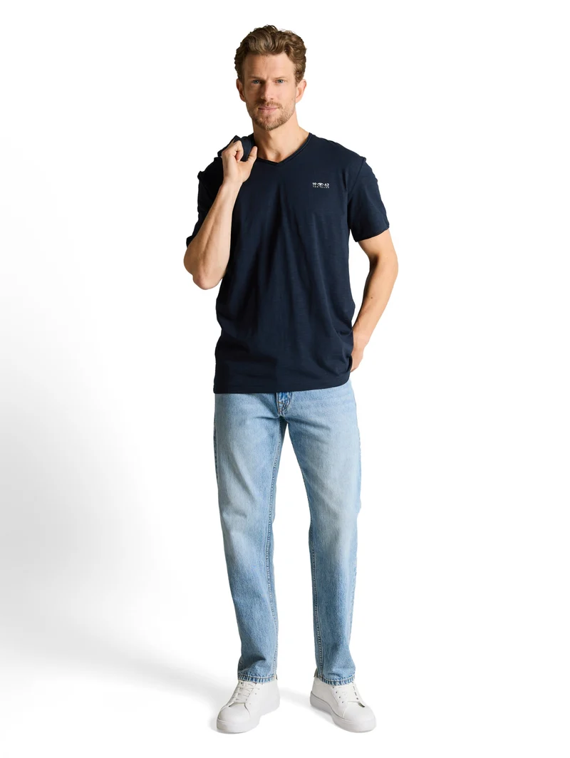 printed slub v-neck t-shirt, sky captain blue