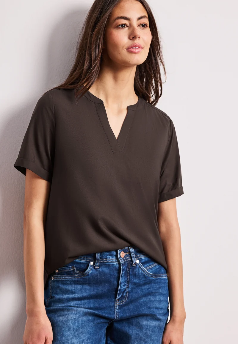 QR Splitneck blouse w turn-up, espresso brown