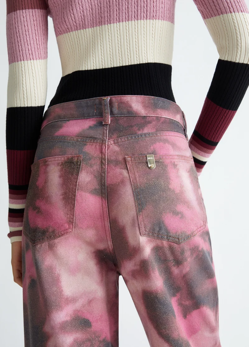 Baggy jeans with rhinestones