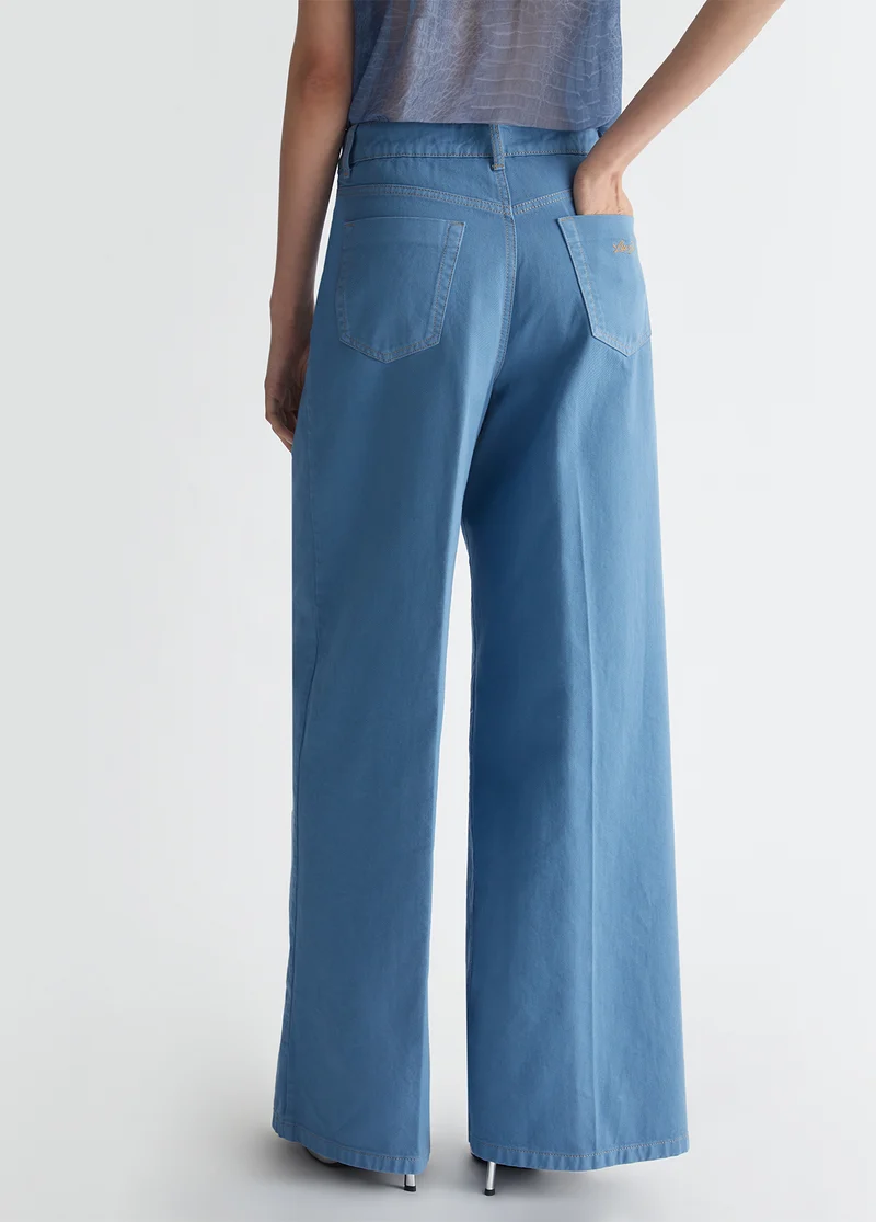 Flared jeans
