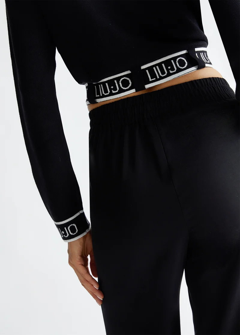 Jogging Trousers in Flowing Fabric