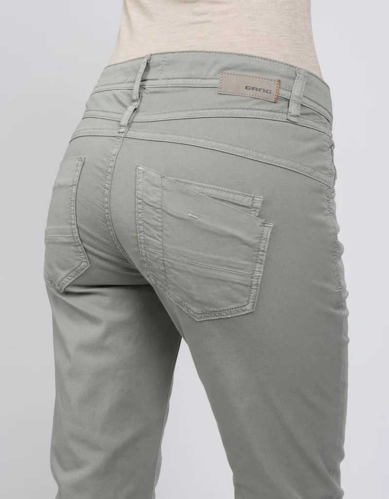 94AMELIE CROPPED, green tea