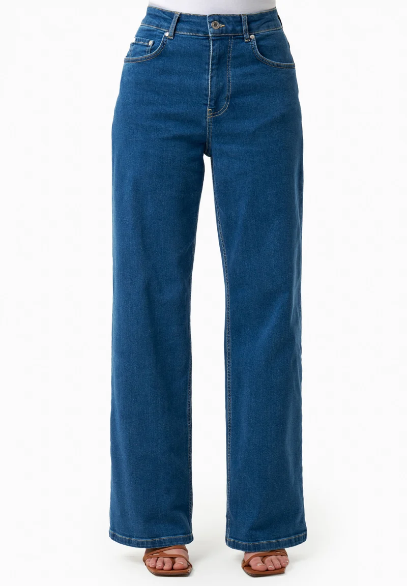 Jeans mit Geradem Schnitt aus Bio-Baumwolle