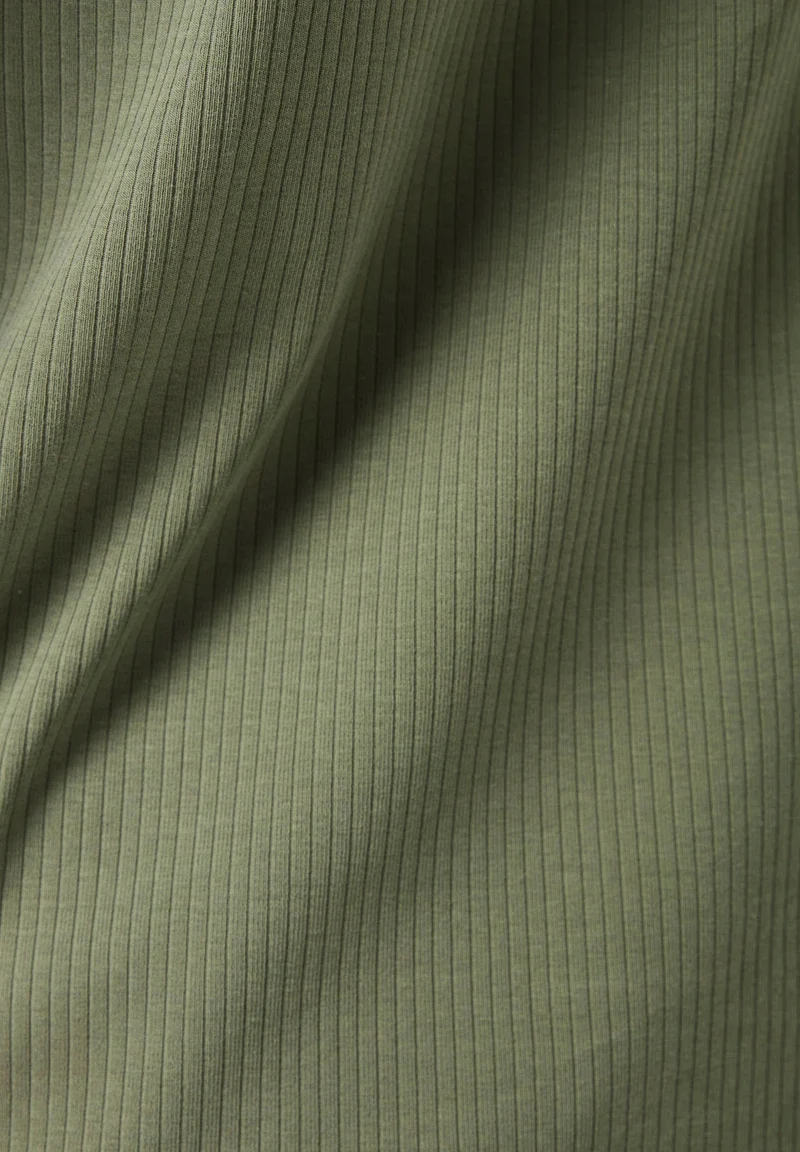 Rollkragenshirt aus Bio-Baumwolle