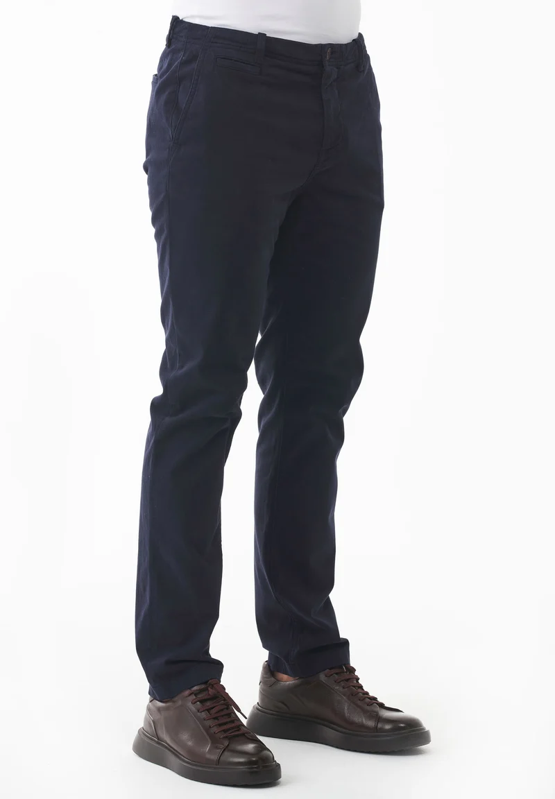 Tapered-Fit Hose aus Bio-Baumwolle
