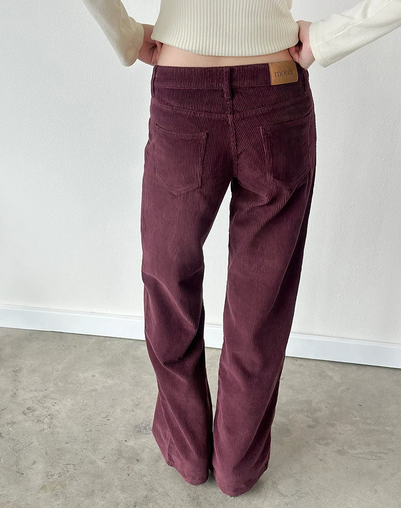 Parallel-Hose mit niedriger Leibhöhe aus Cord in Burgunderrot