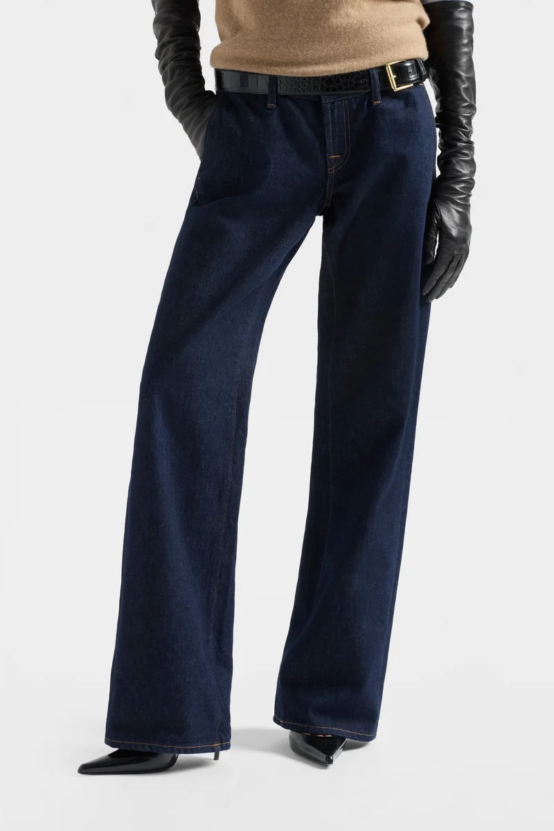 LOW STRAIGHT in Denim Iron Blue
