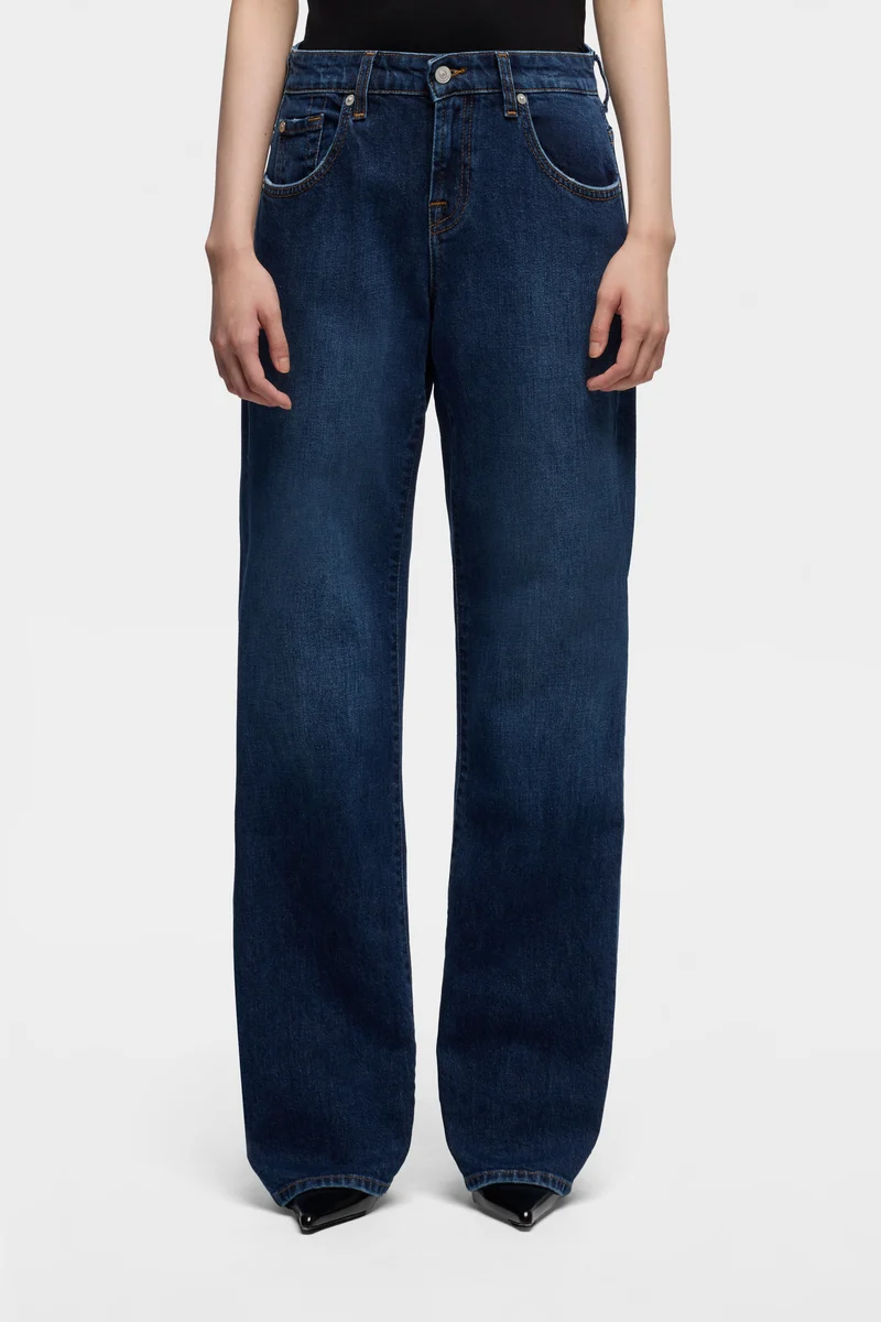 LOW STRAIGHT in Denim Indiglow