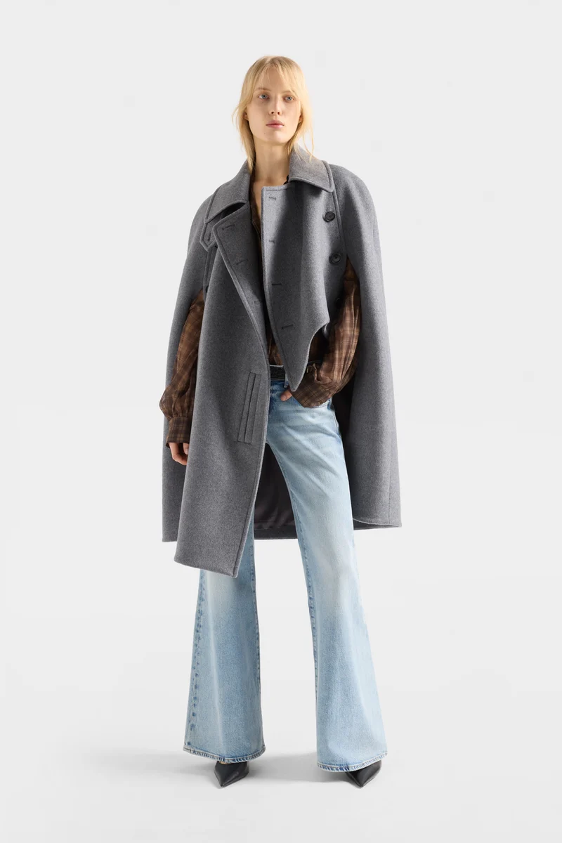 LOW FLARE in Denim Ode To
