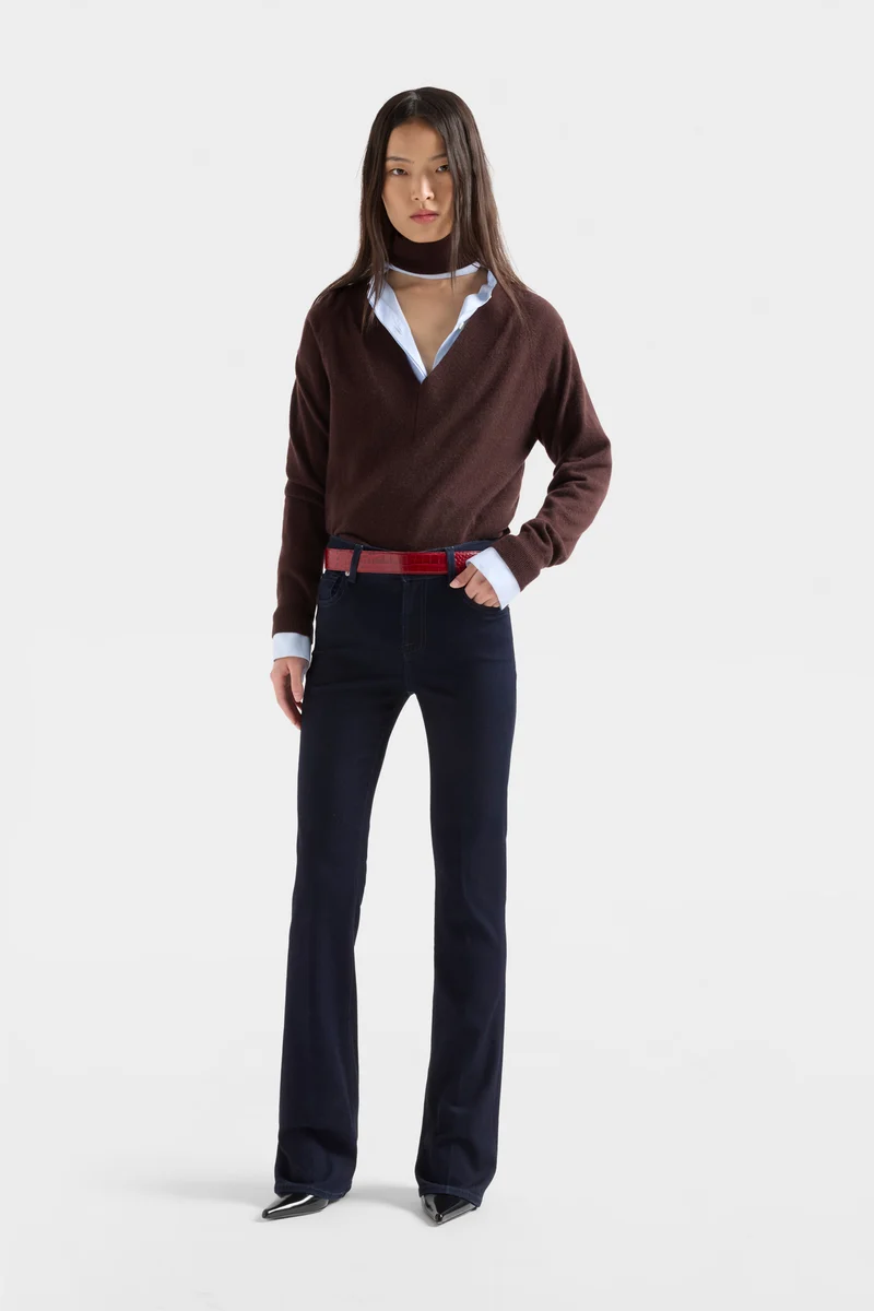 LARGE RIB V-NECK SWEATER in Cashmere Coffee Bean