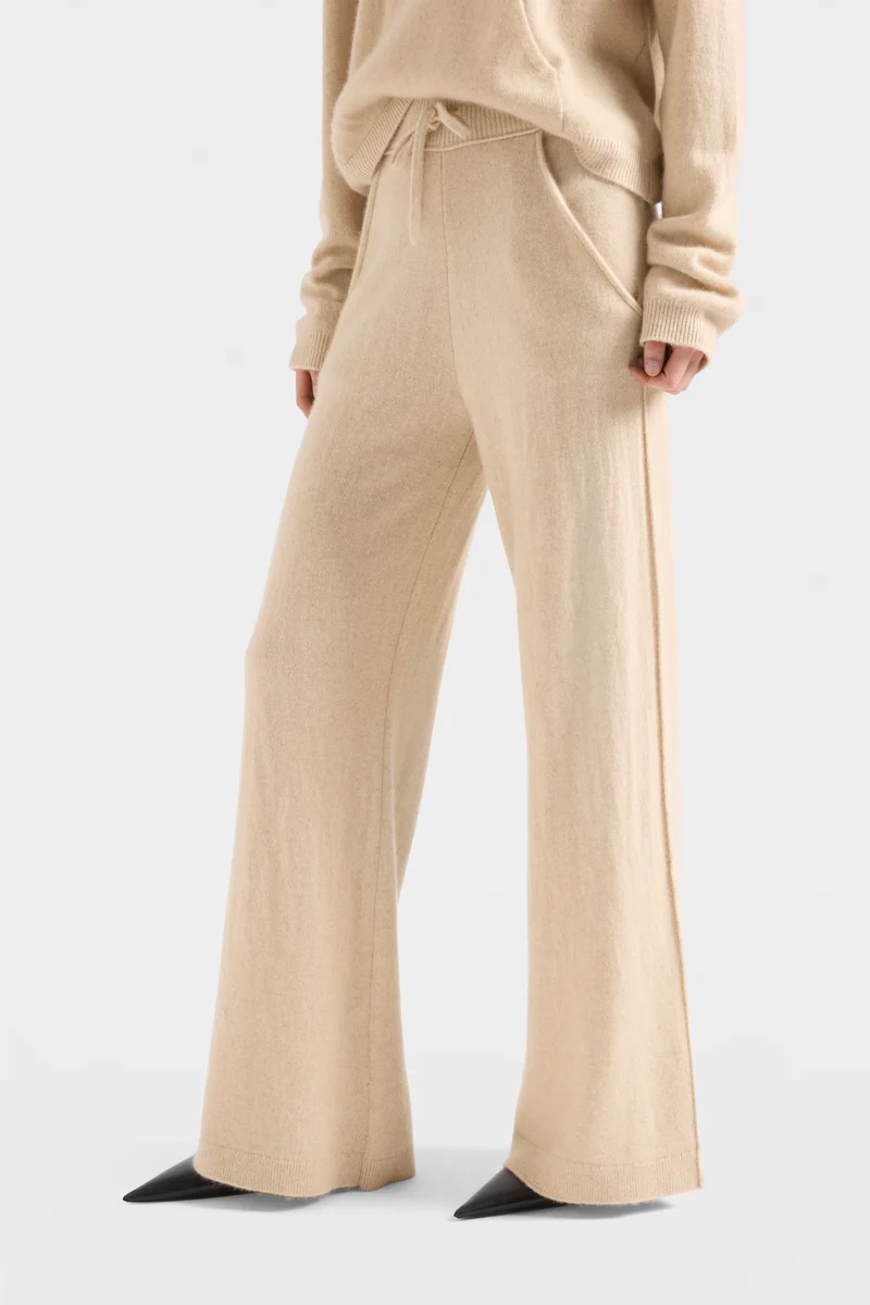JOGGER in Cashmere Birch