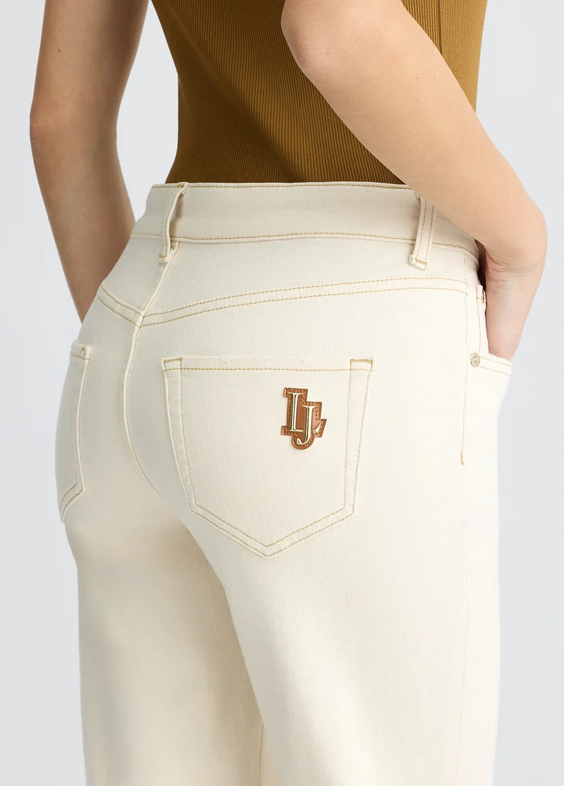 Straight-Leg Jeans