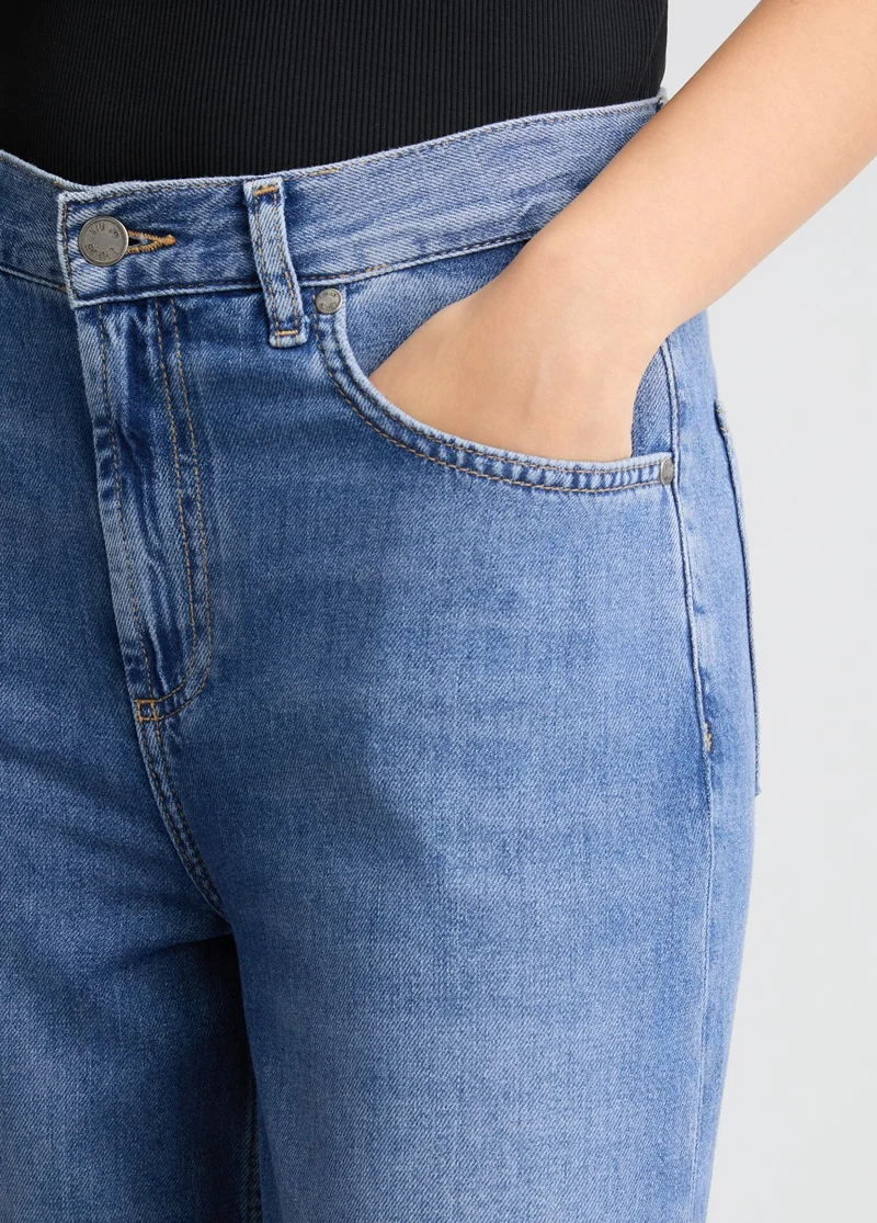 Wide-Leg Cotton Jeans