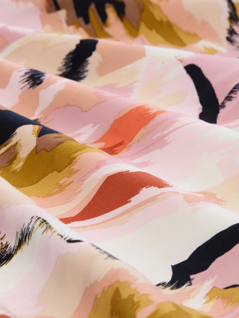 blouse printed shortsleeves, big abstract flower print
