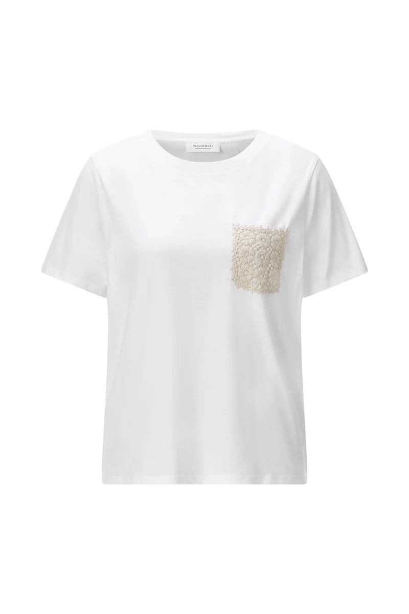 T-Shirt with Crochet Pocket, white