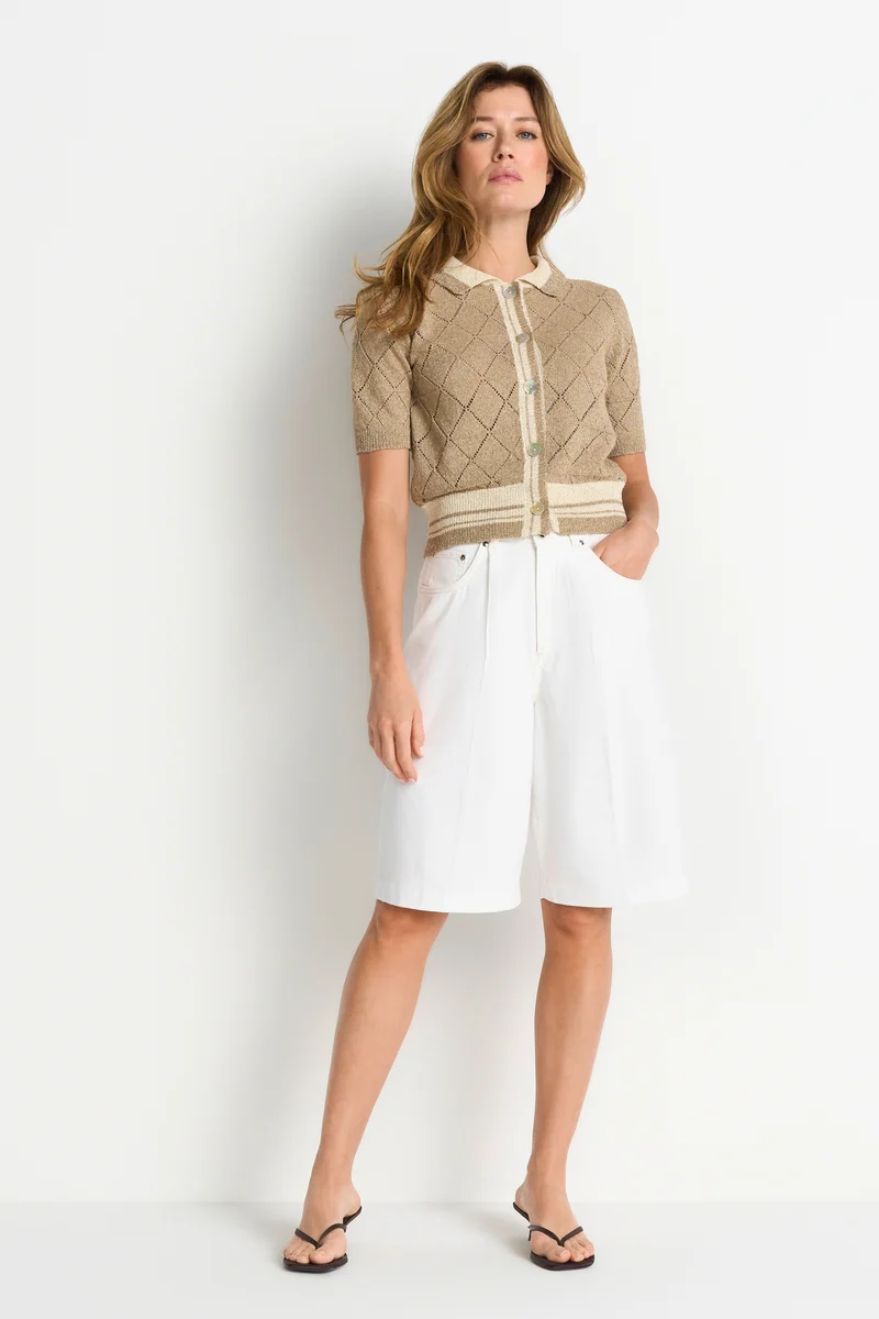 Denim bermuda with pleat, white stone