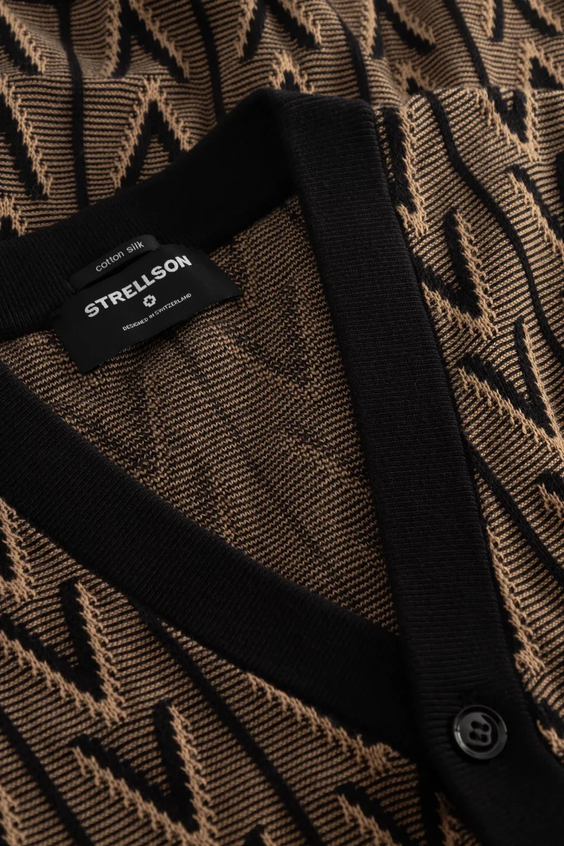 Robas-JS, Black 001