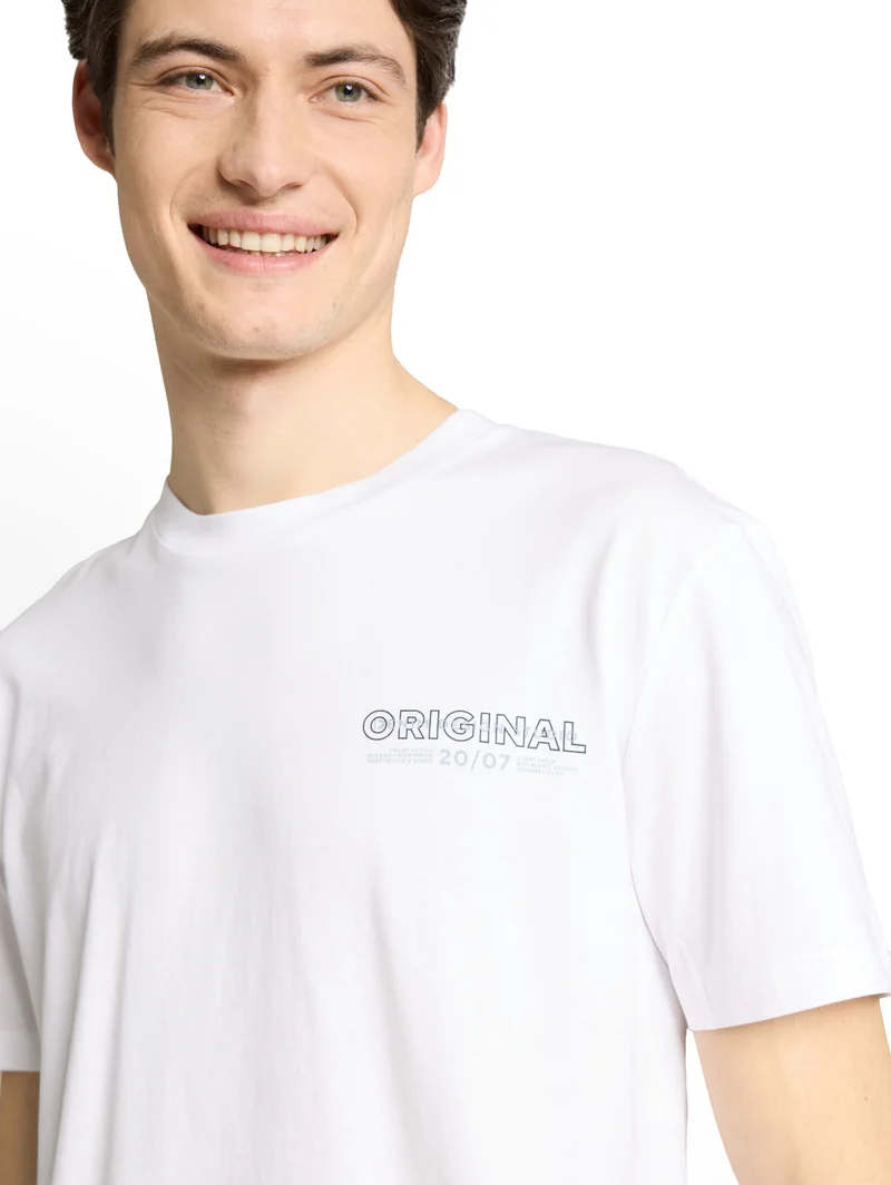 printed t-shirt, white horse
