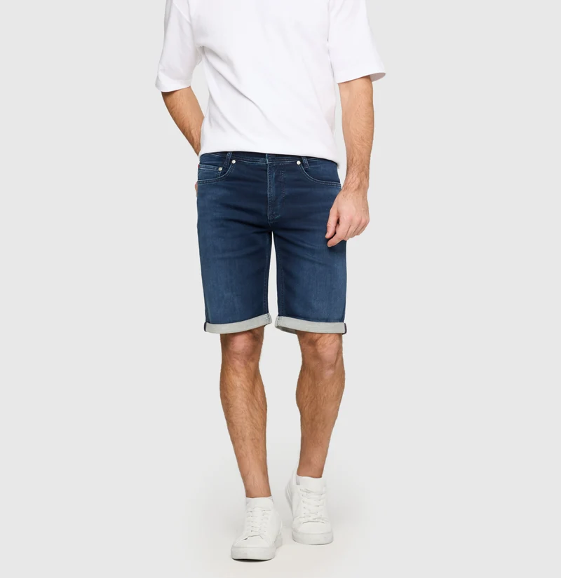 Jogn Bermuda