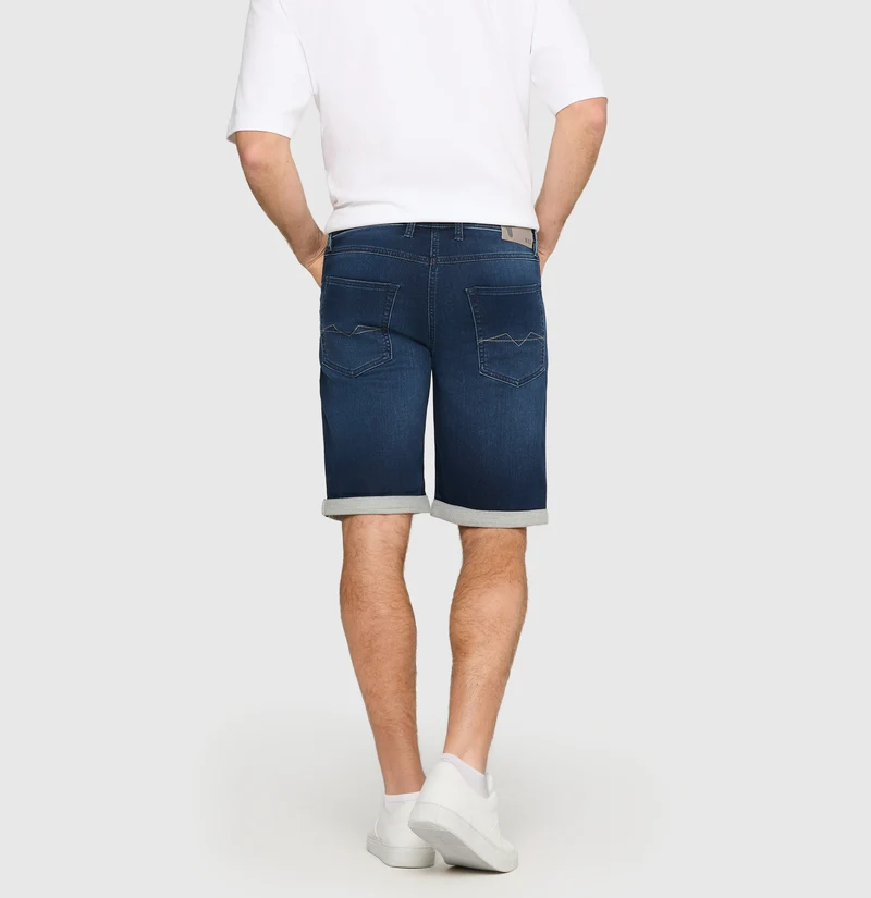 Jogn Bermuda