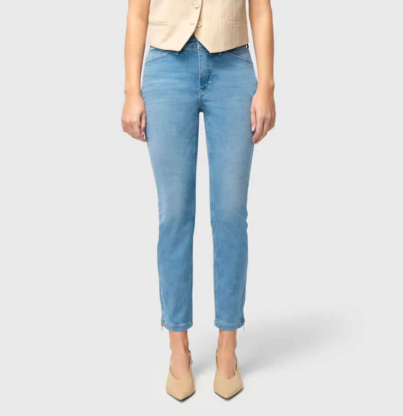 DREAM CHIC