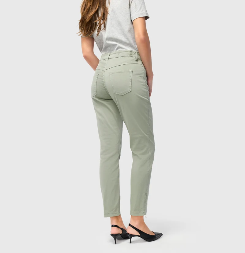 DREAM CHIC