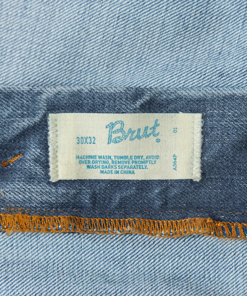 THE FLARE DENIM