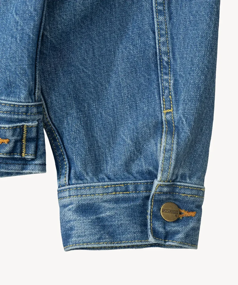 THE RIVET TRUCKER JACKET