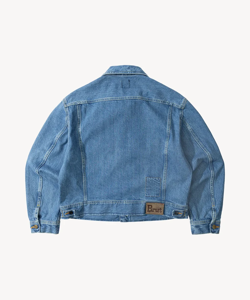 THE RIVET TRUCKER JACKET