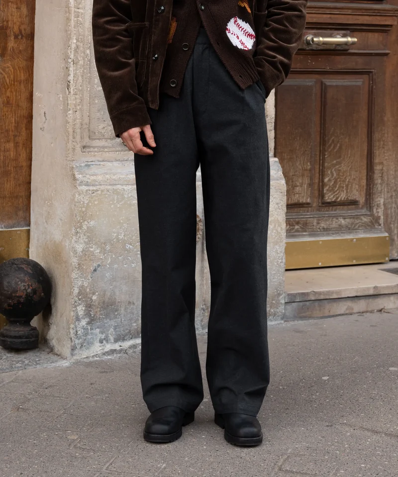 THE ONE PLEAT PANTS