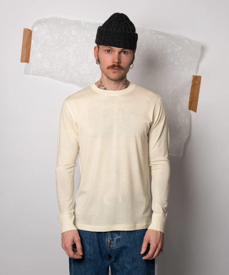THE BEST WOOL TEE