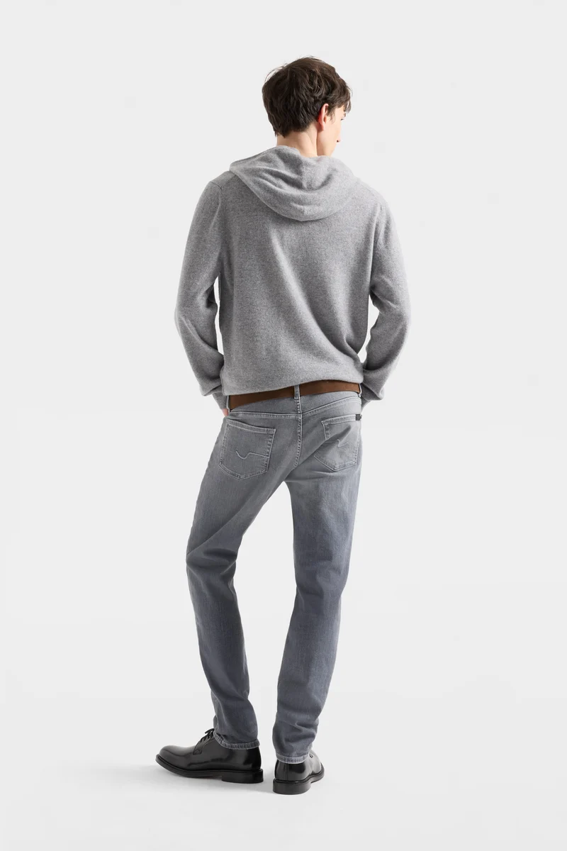 SLIMMY TAPERED in Luxe Performance Hasting