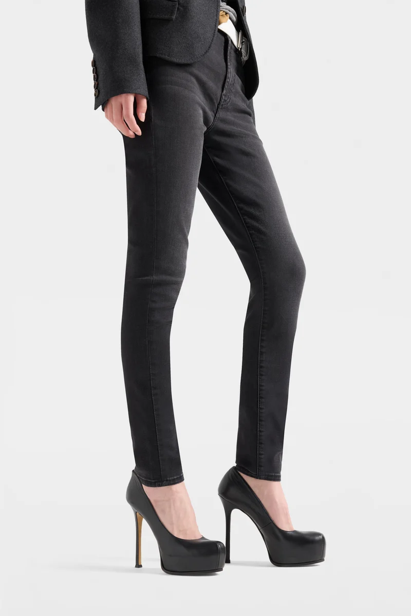 THE SKINNY in B(air) Black Beauty