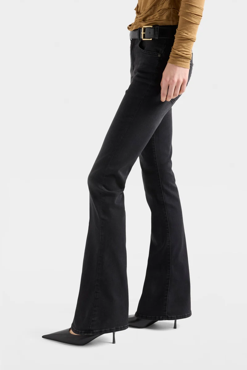 B(air) Bootcut in Black Beauty
