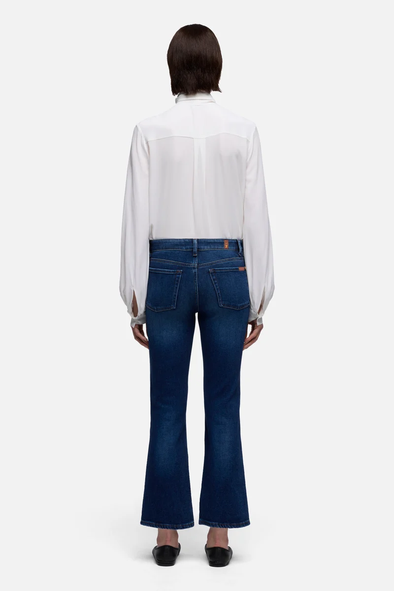CROPPED BOOT in Slim Illusion Current