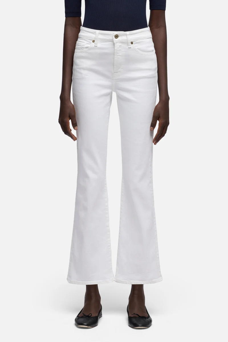 CROPPED BOOT in Slim Illusion Pure White