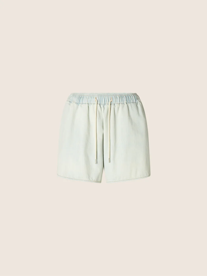Julie – Light Denim Shorts