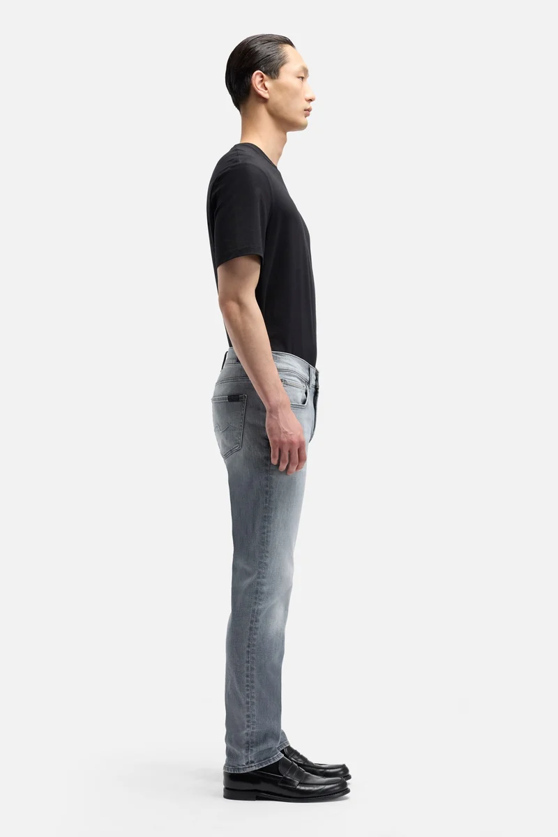 Luxe Performance Slimmy Tapered in Urban