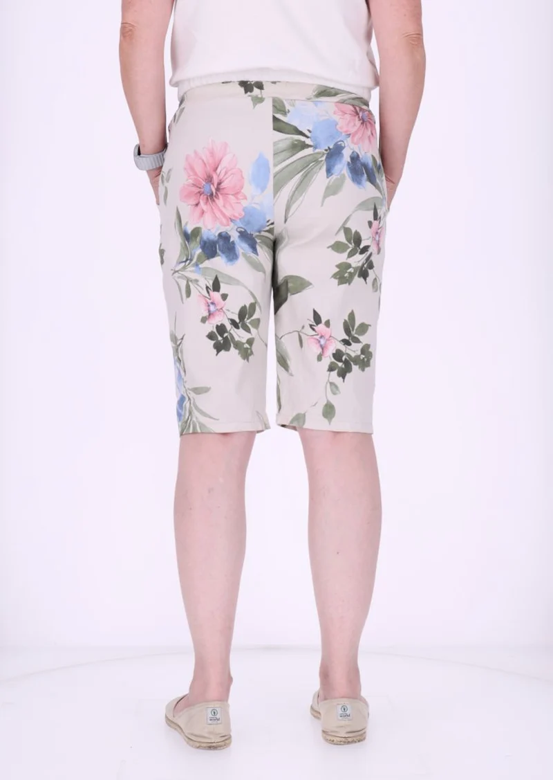 Splash of Color Shorts Damen Blüten
