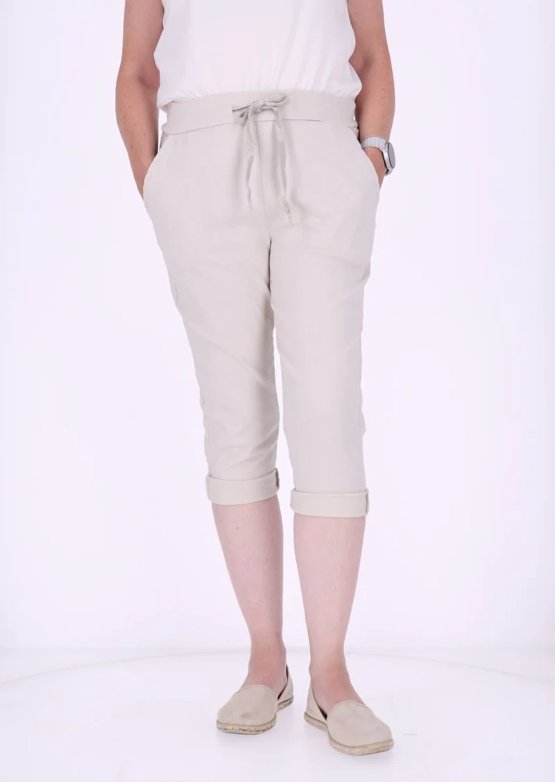 Splash of Color Capri-Shorts Damen